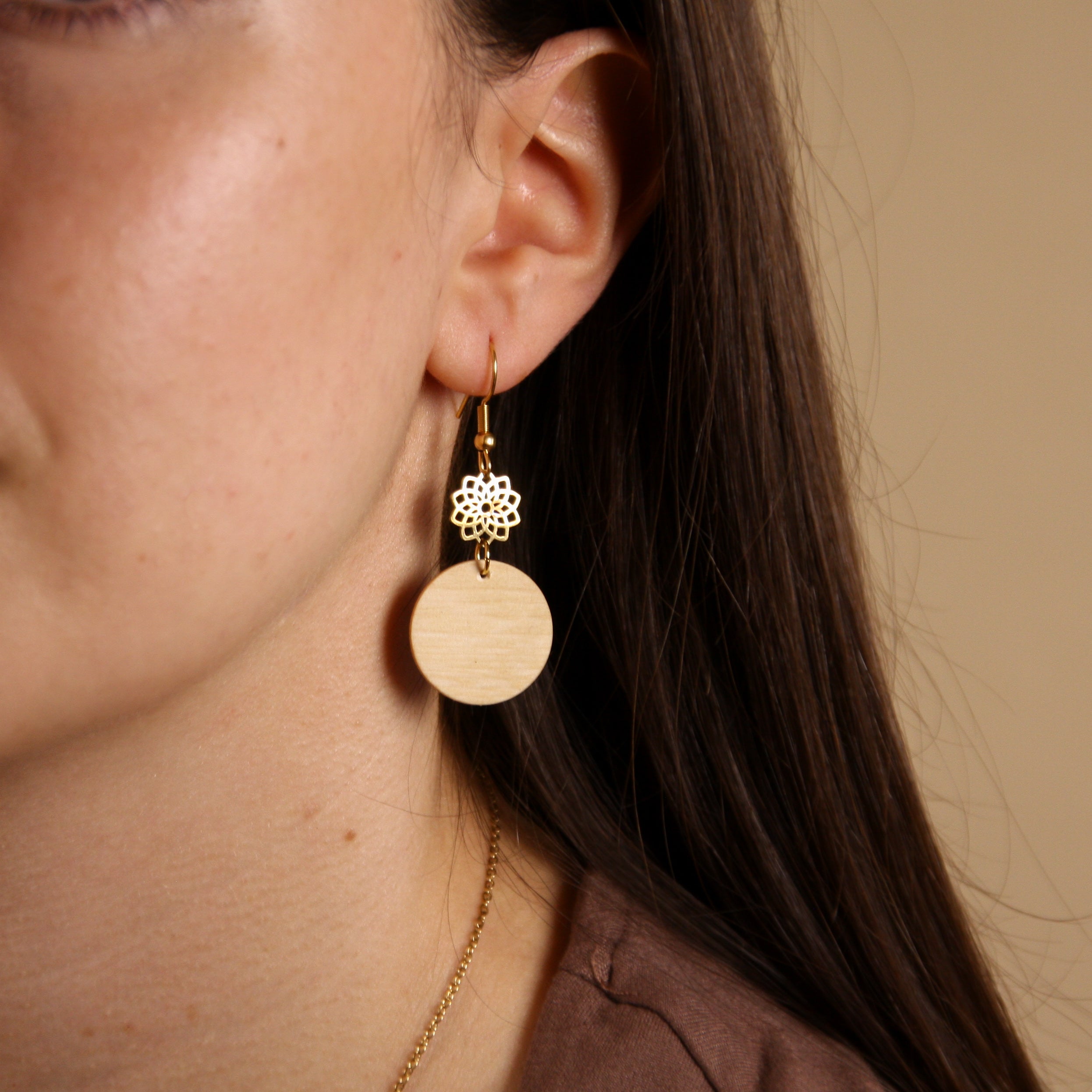 Tree of life ornament hazelnut