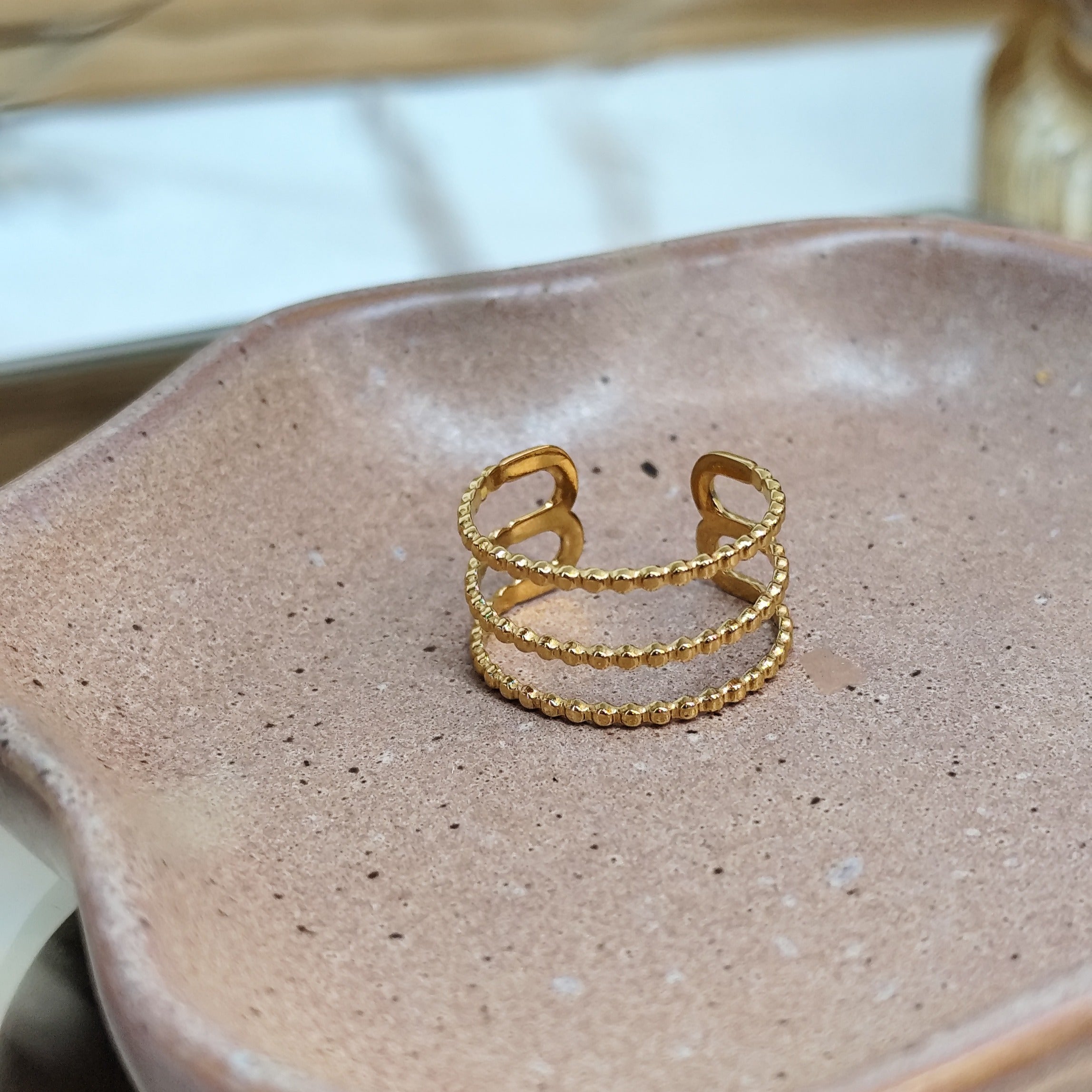 Ring &