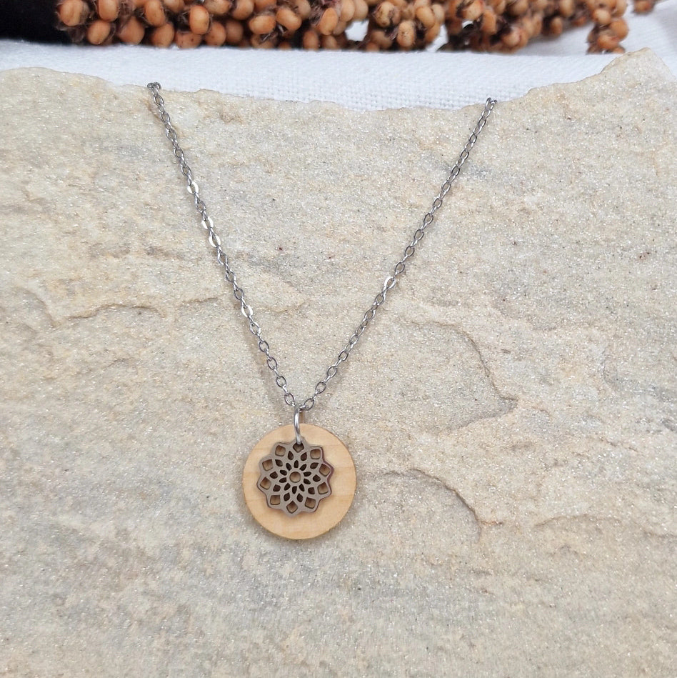 Tree of life ornament Linde