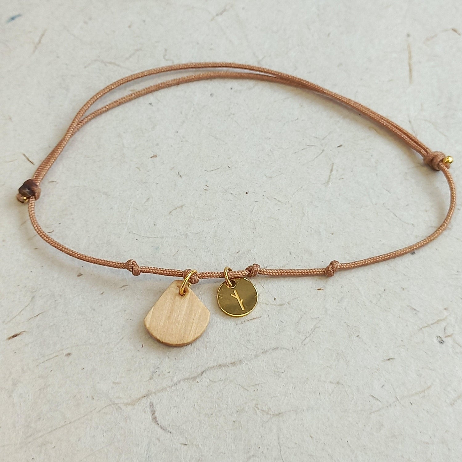 Holzschmuck Astwerk Lebensbaum Hainbuche Armband in Gold