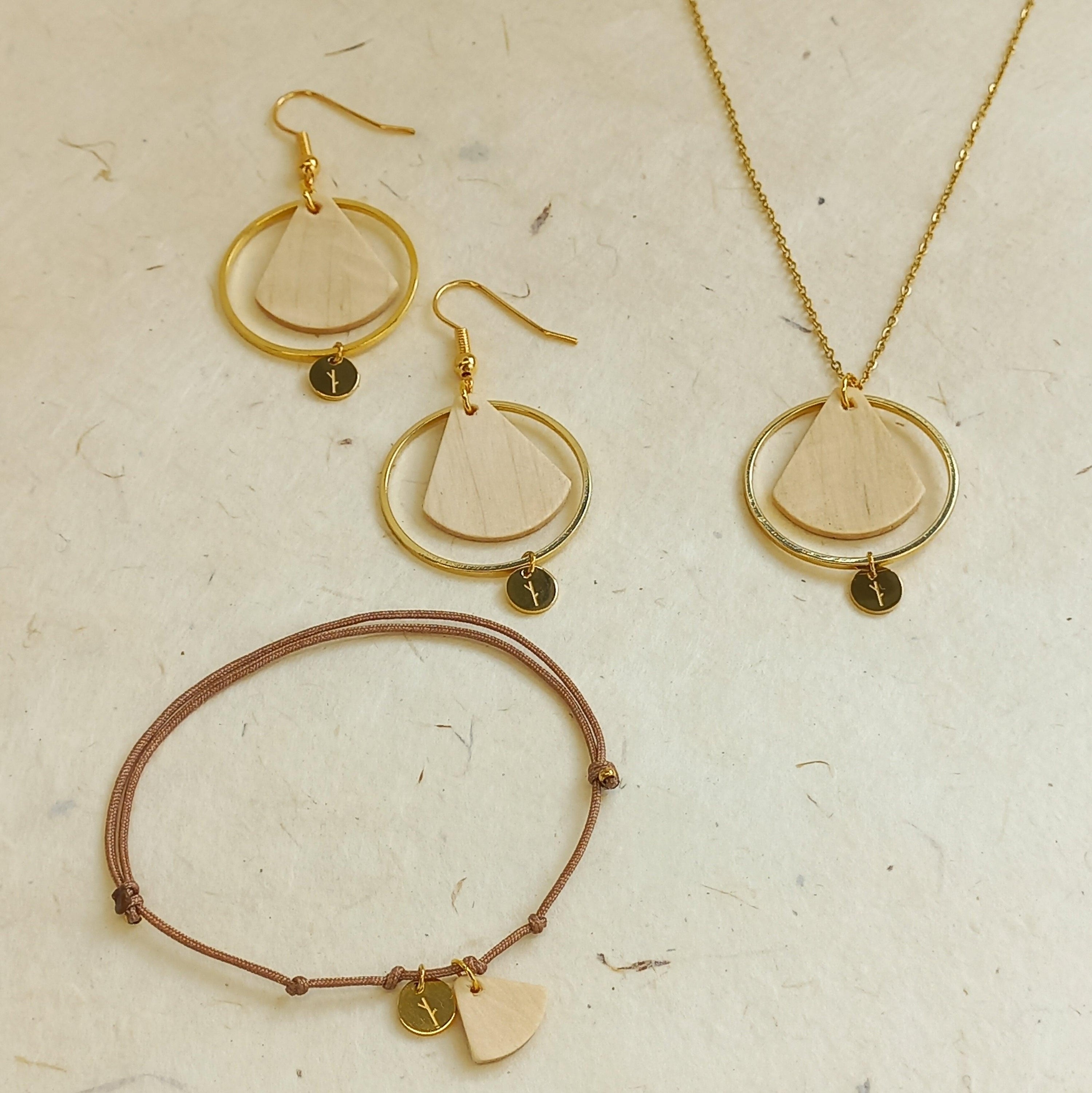 Holzschmuck Astwerk Lebensbaum Set Haselnuss in Gold