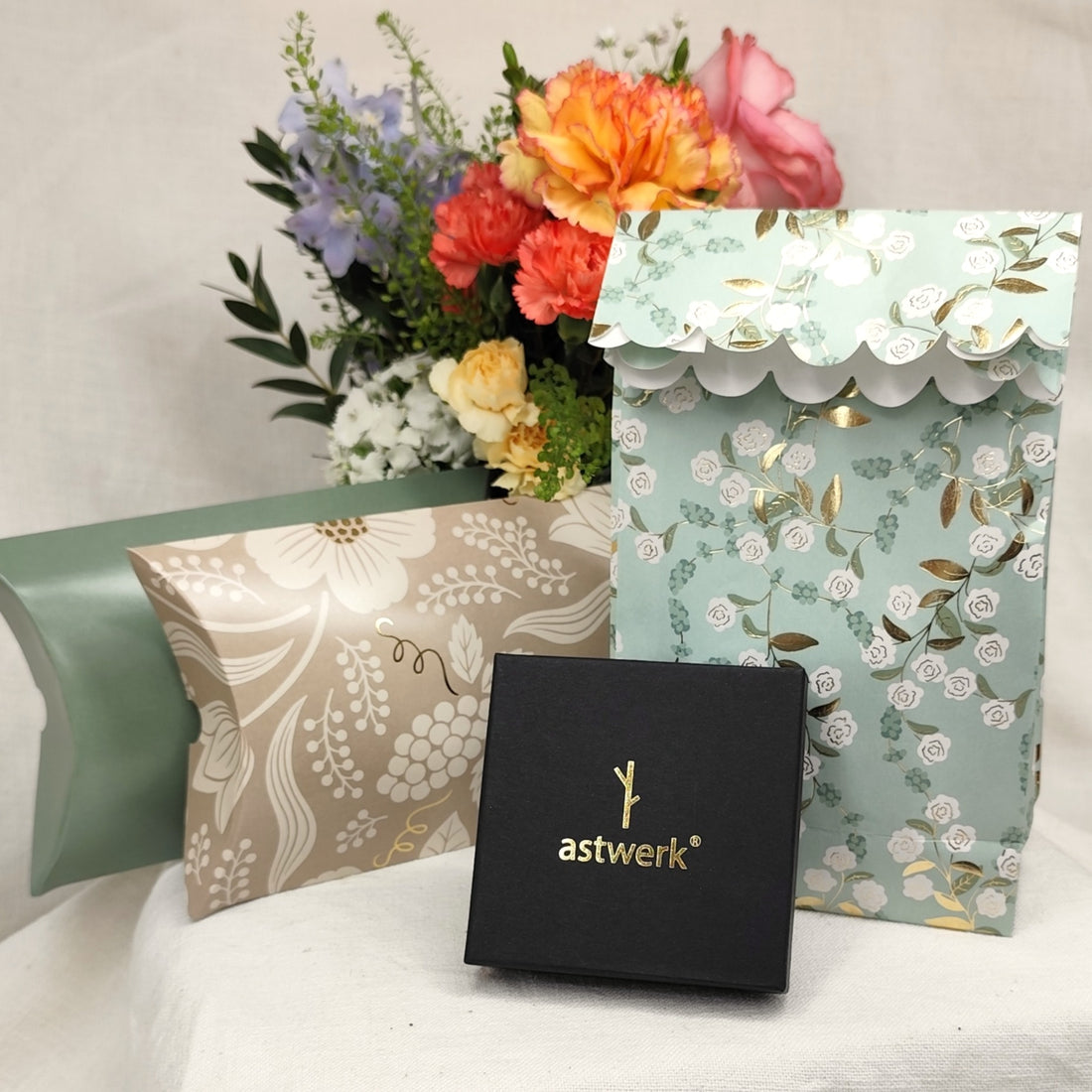 Jewelry - gift packaging