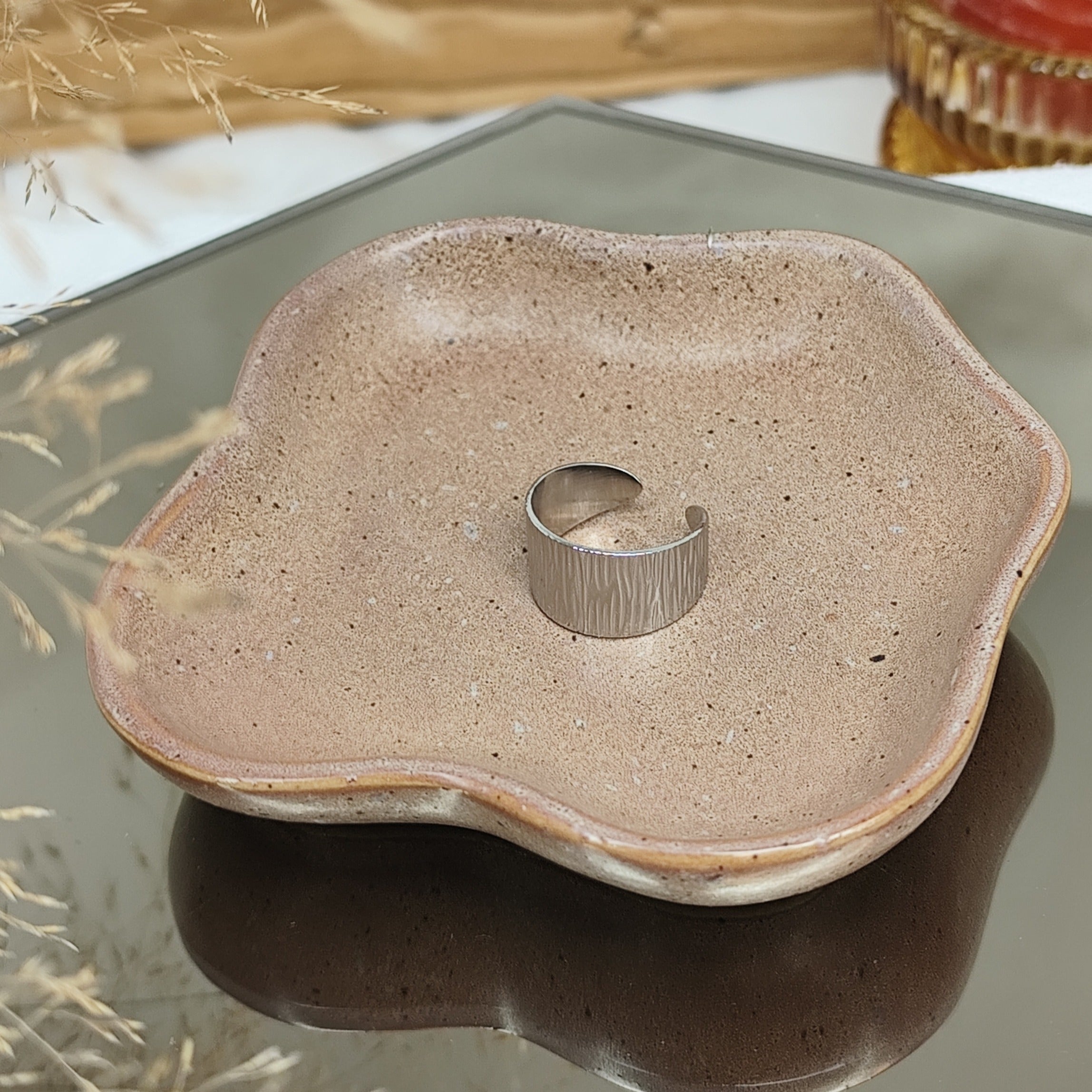 Ring &