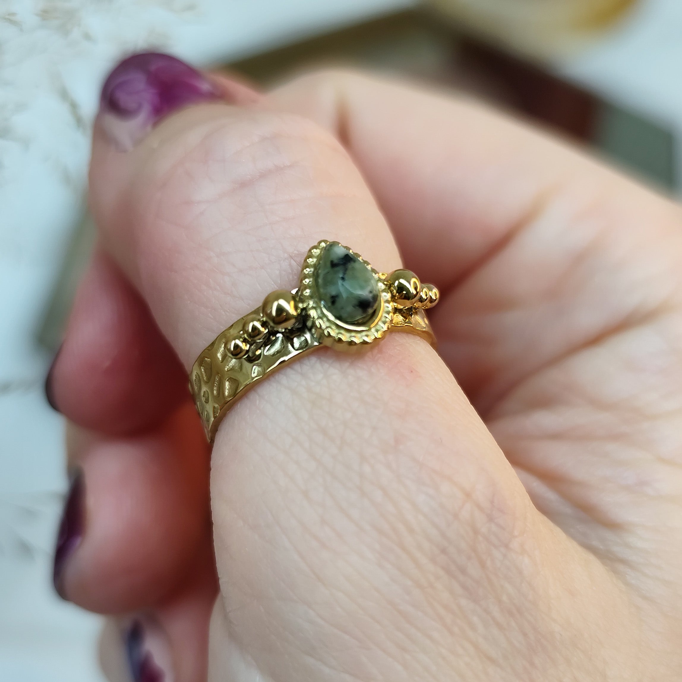 Ring &
