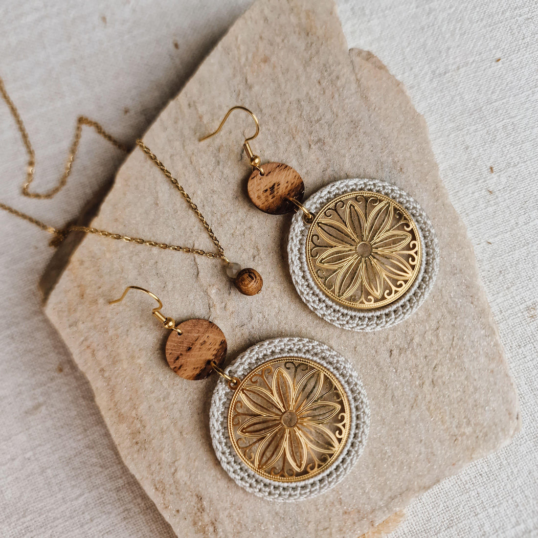 Ohrringe &quot;Aurora gold&quot; - Holzschmuck Astwerk