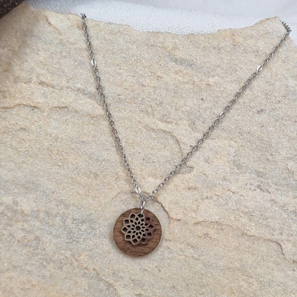 Lebensbaumschmuck Nussbaum