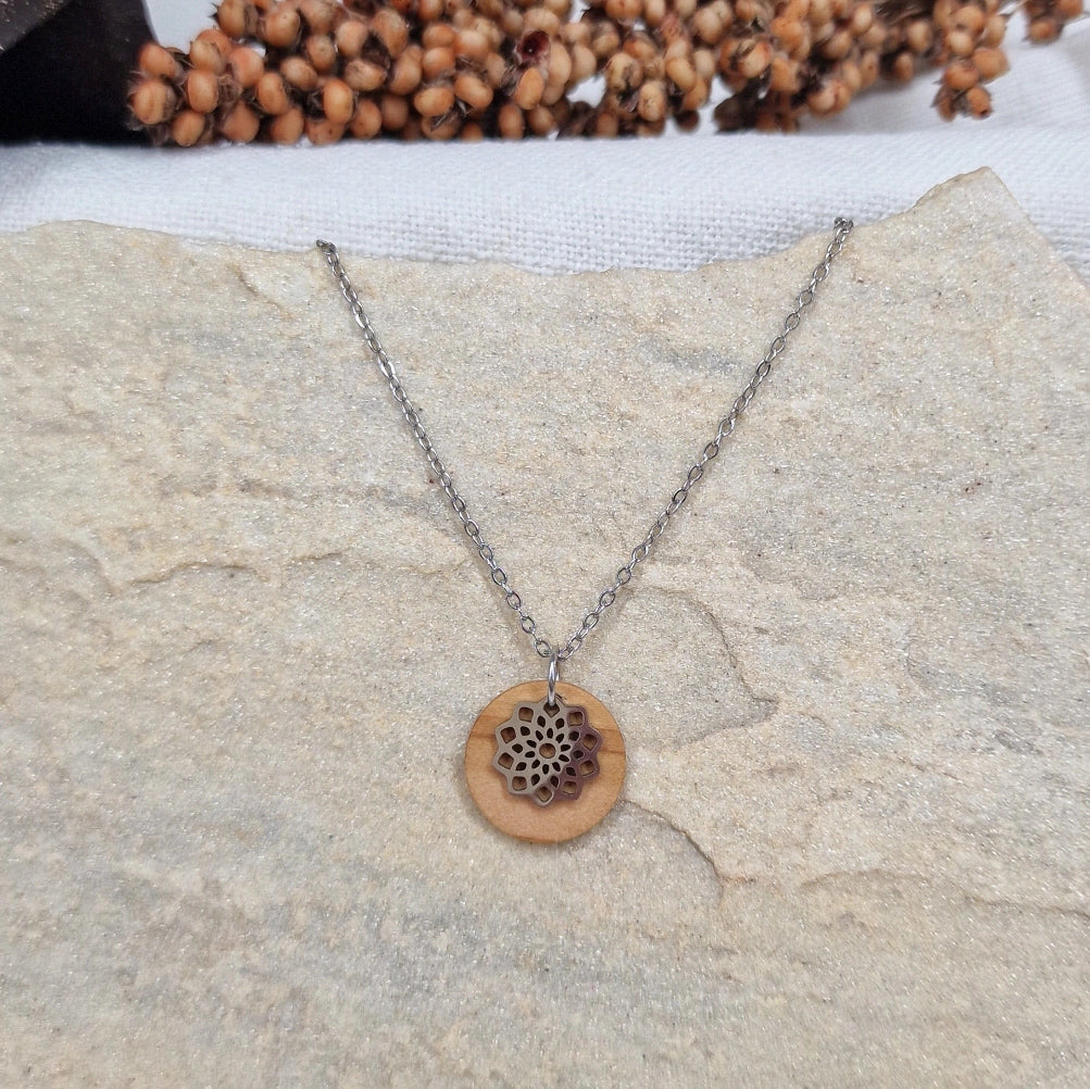 Tree of life ornament cedar