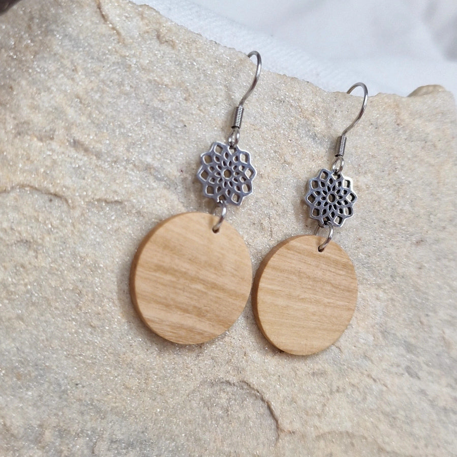 Tree of life ornaments hornbeam