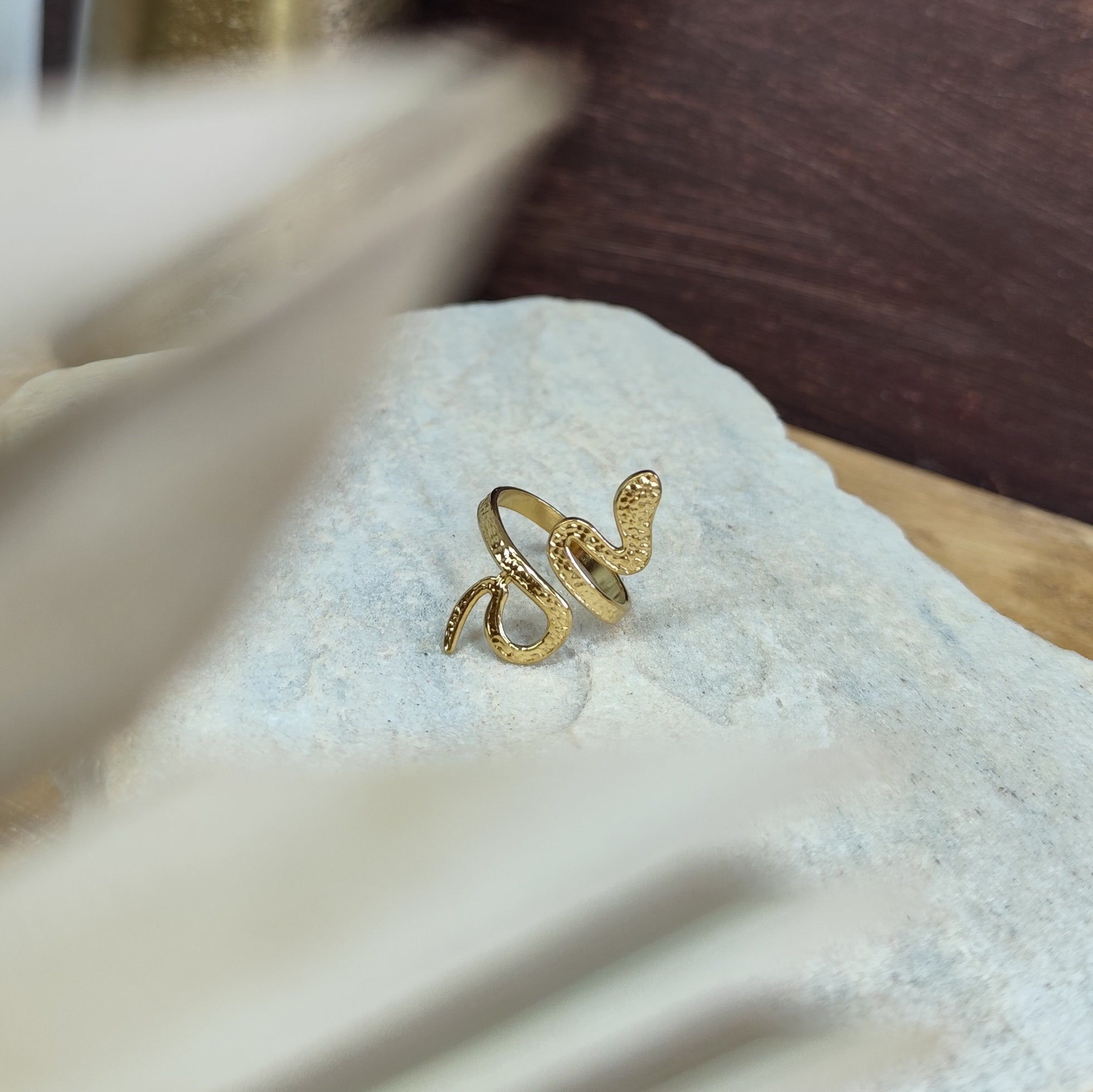 Ring &