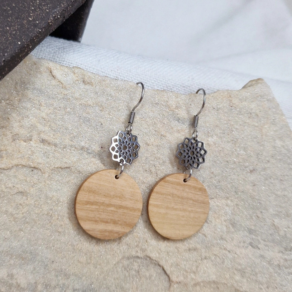 Tree of life ornaments hornbeam