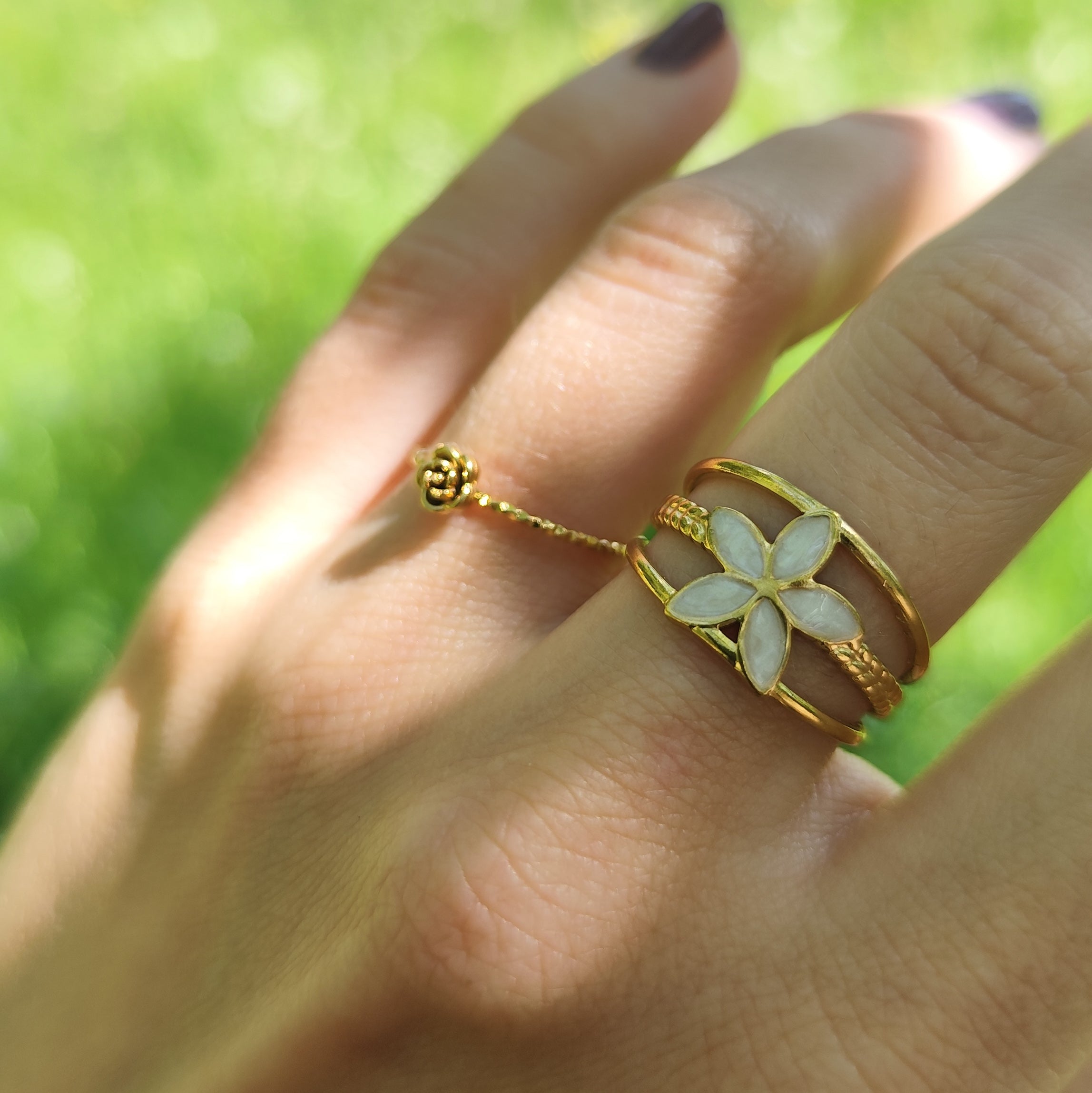 Ring &