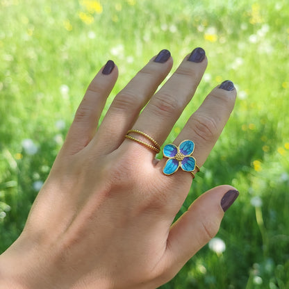 Ring &