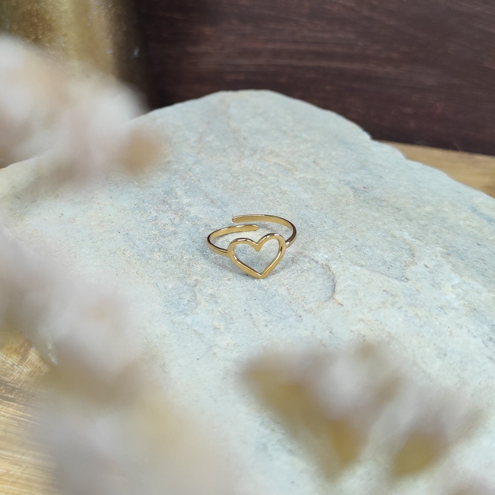 Ring &