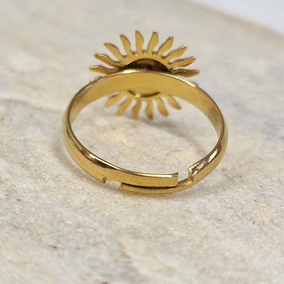 Ring &
