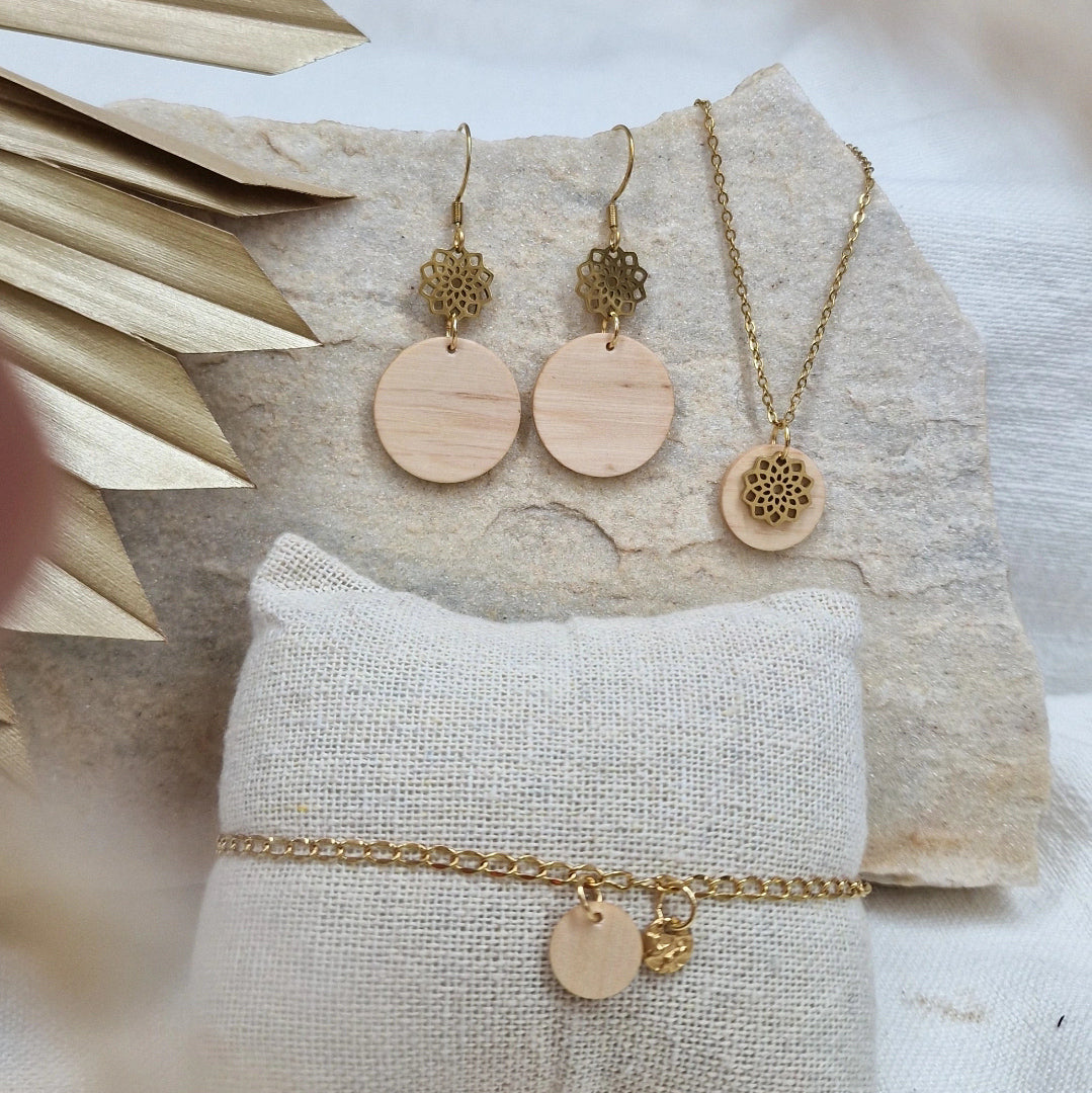 Lebensbaumschmuck Haselnuss