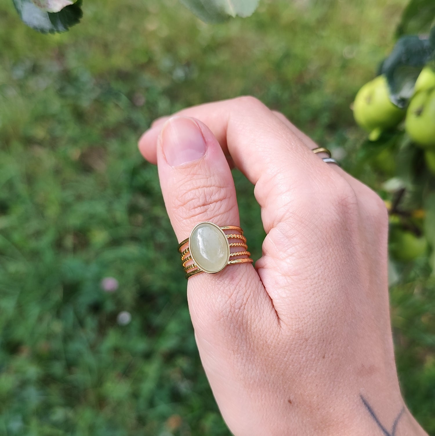 Ring &