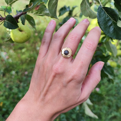 Ring &