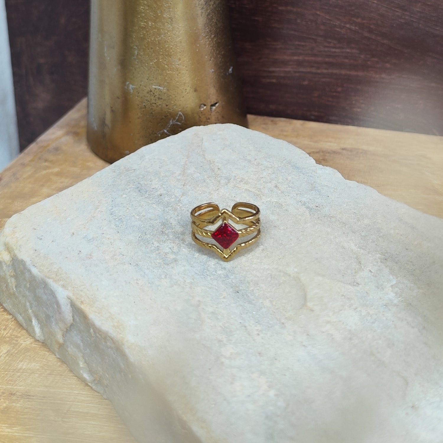 Ring &