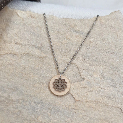 Tree of life ornament maple