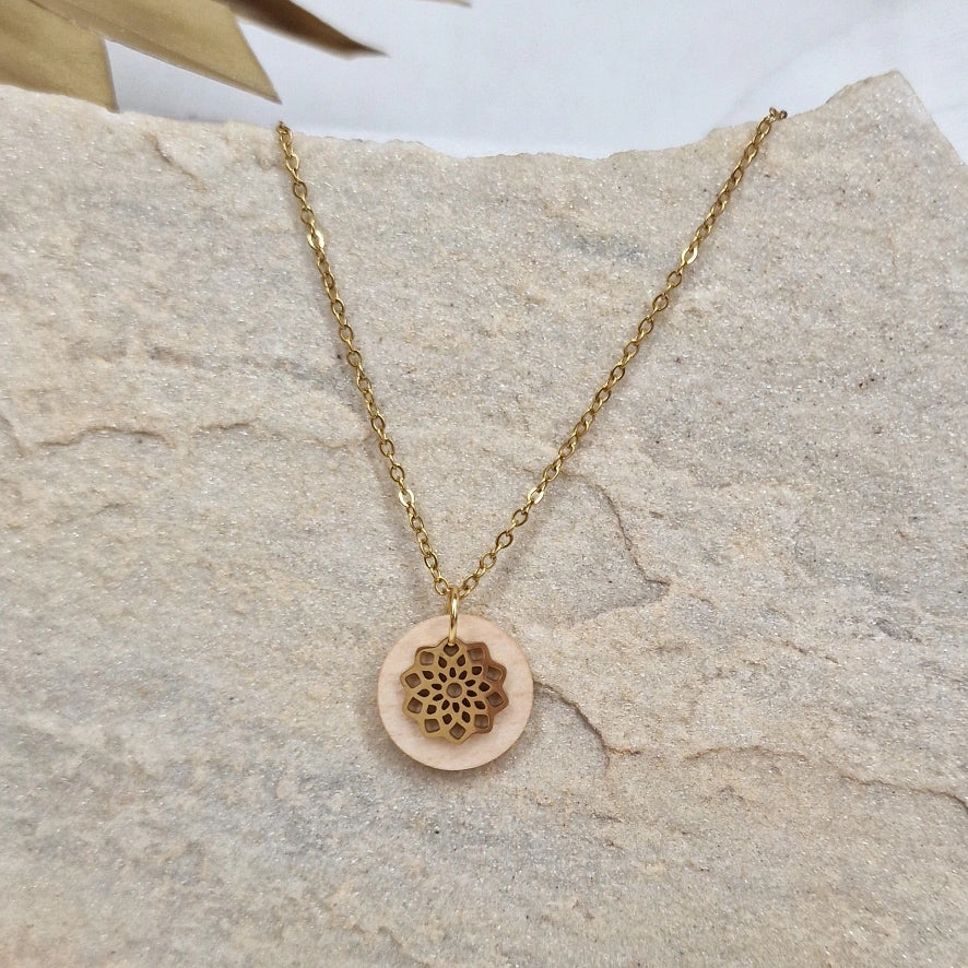 Tree of life ornament maple